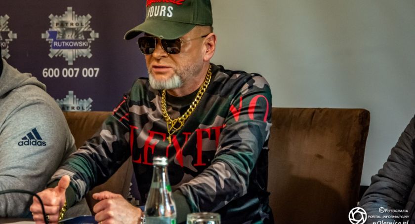 Konferencja Rutkowskiego w sprawie kradzieży aut