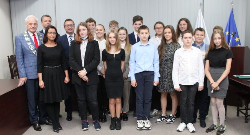 Inauguracyjna sesja Młodzieżowej Rady Gminy Oleśnica