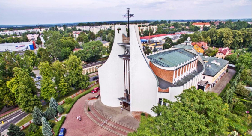 Dziecko płakało w trakcie mszy - ksiądz chciał by je wyprowadzić