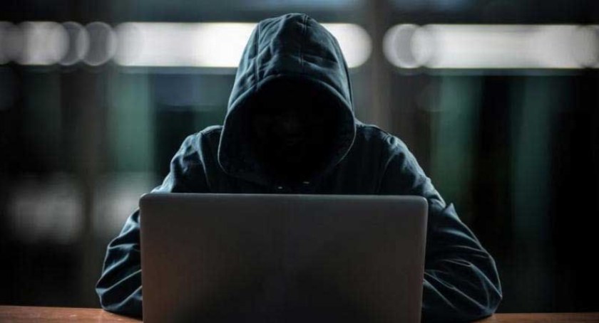 Policja ostrzega - uwaga na oszustwa internetowe