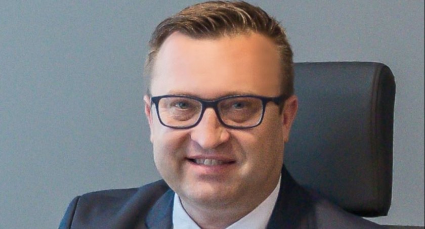 Rosyjskie wojska zajmują Kachowkę, miasto z którym współpracuje gmina Oleśnica