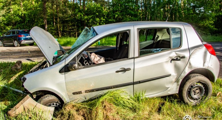 Wypadek koło Ostrowiny