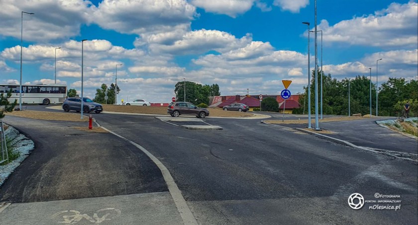 Nowe rondo zostało otwarte dla ruchu