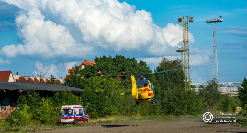 Mężczyzna ugodzony nożem - na pomoc przyleciał Śmigłowiec LPR