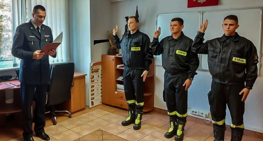 Trzech nowych strażaków wstąpiło do służby