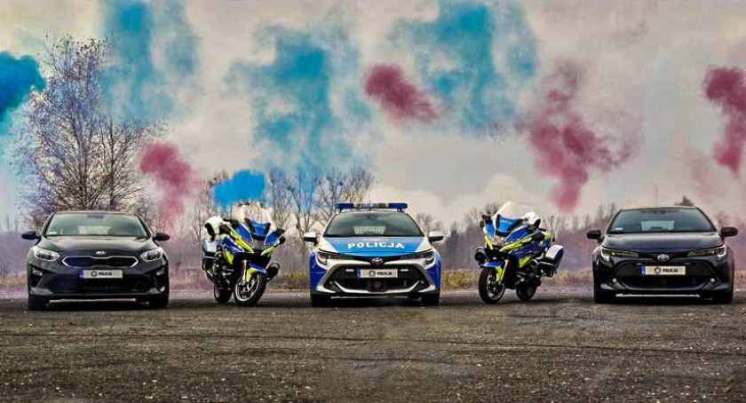 Nowy kalendarz oleśnickiej policji - ZDJĘCIA