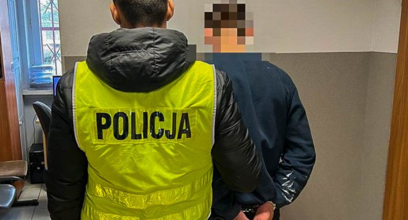 Był poszukiwany - przed policjantami uciekł przez balkon