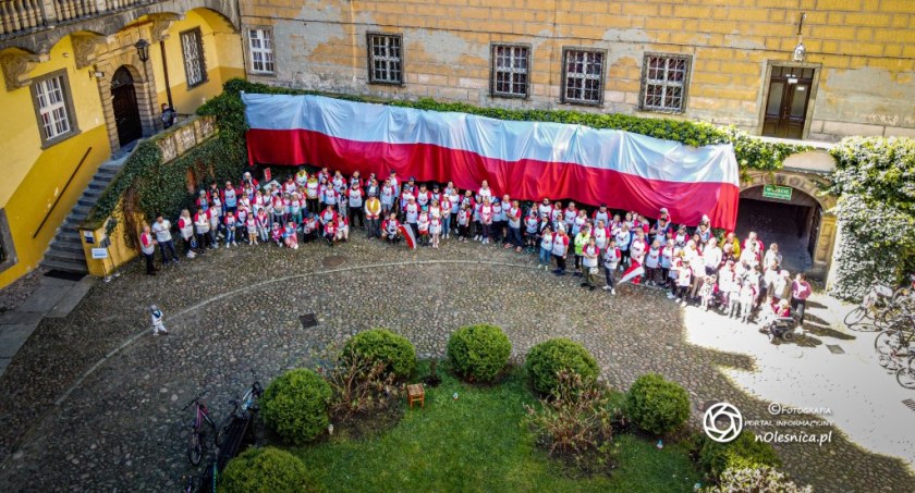 Biało-Czerwony Rajd Rowerowy przejechał trasę wokoło Oleśnicy - FOTO