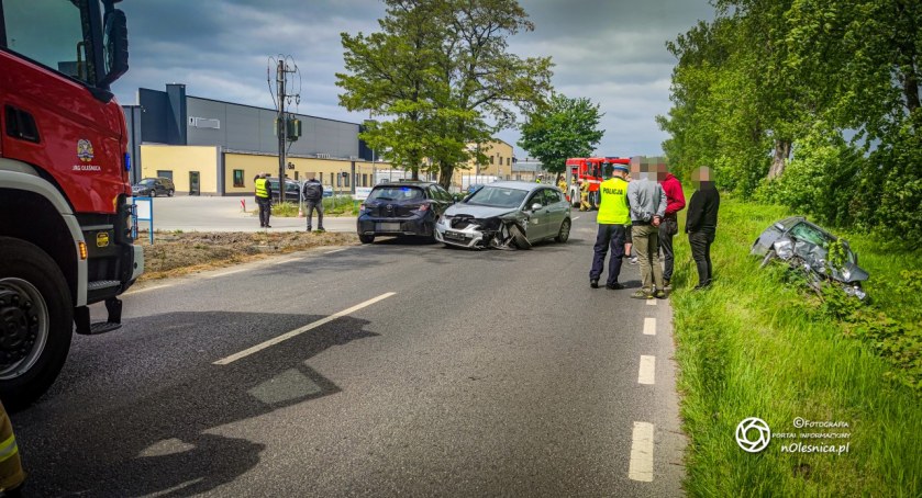 Wypadek w Dobroszycach - jedna osoba z obrażeniami została przewieziona do szpitala