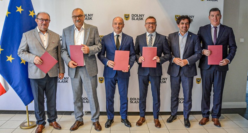 Autobusy Kolei Dolnośląskich pojadą do Oleśnicy i Sycowa