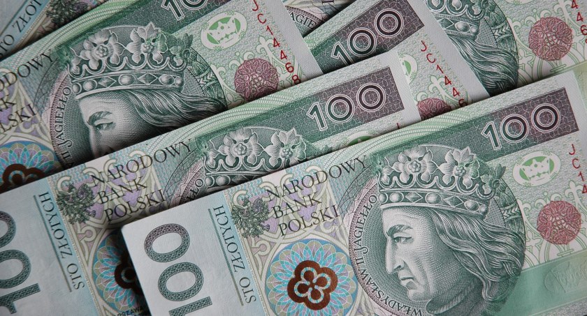 ZUS nie wypłaci renty gdy nie ma zaświadczenia ze szkoły