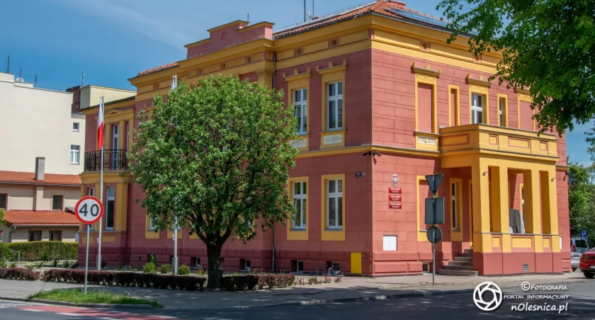 Urząd Gminy Oleśnica wnioskuje o sprostowanie artykułu o podwyżkach dodatków funkcyjnych
