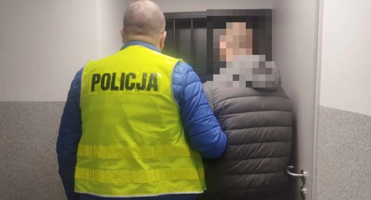 Oleśniccy kryminalni zatrzymali mężczyznę , który podpalił busa