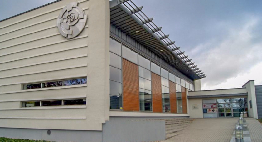 Czy Oleśnica zapłaci..? Sąd nakazał zapłatę Tiwwalowi 23 mln zł