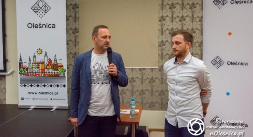 Oleśnica otrzymała nowy system identyfikacji wizualnej