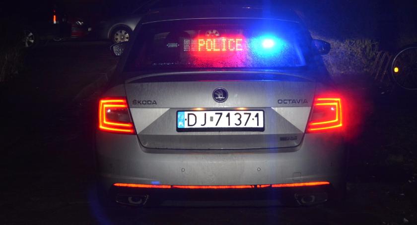 15 kierowców ukaranych mandatami za przekroczenie dozwolonej prędkości oraz 3 nietrzeźwych