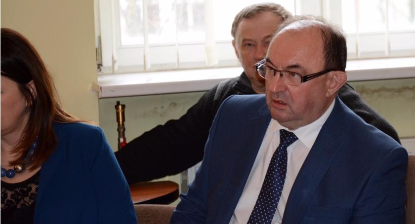 Bronś odpowiada staroście