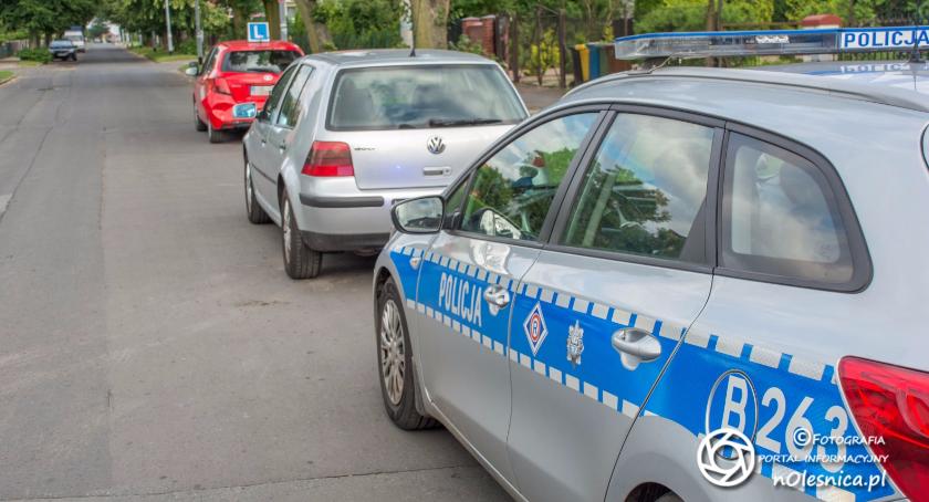 Golf wjechał w Naukę Jazdy