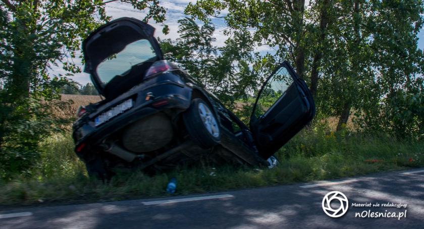 Kolejne auto w rowie w tym samym miejscu