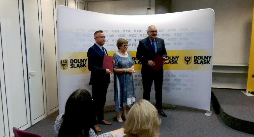 Prawie milion osiemset tysięcy dofinansowania na budowę kanalizacji w Ligocie Wielkiej