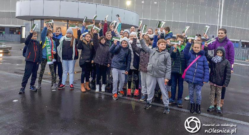 Wyjazd dzieci ze szkół Gminy Oleśnica na mecz Śląska Wrocław z Pogonią Szczecin