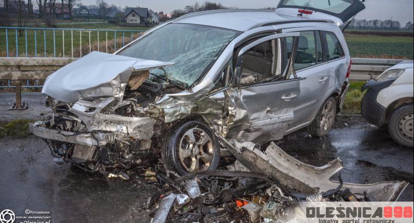 Wypadek na drodze wojewódzkiej 451