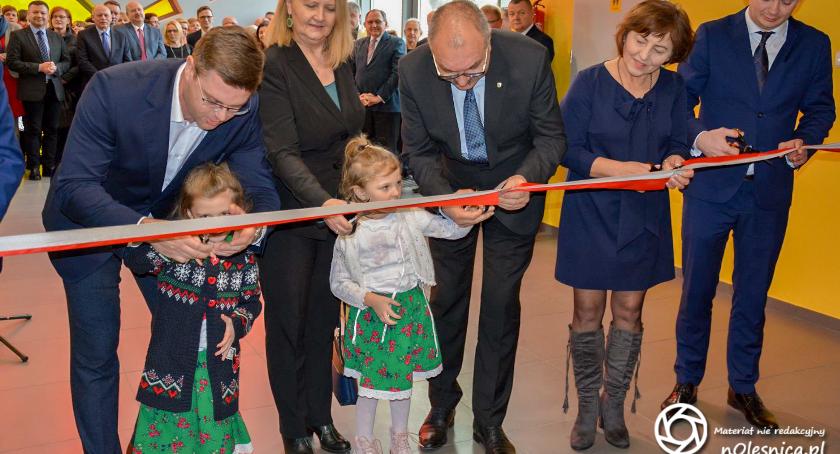  Maluchy z Dobroszyc mają nowoczesne przedszkole z placem zabaw