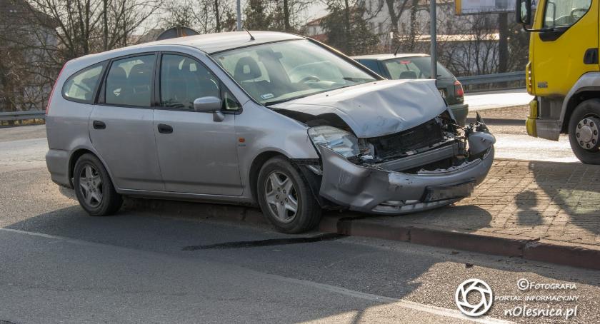 Kolizja osobówki z kamperem