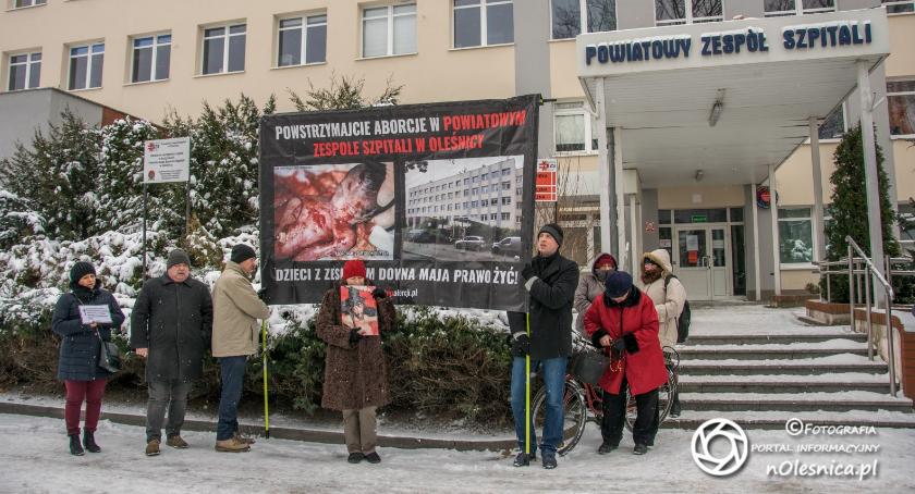 Kolejny protest przeciw aborcjom pod szpitalem - VIDEO