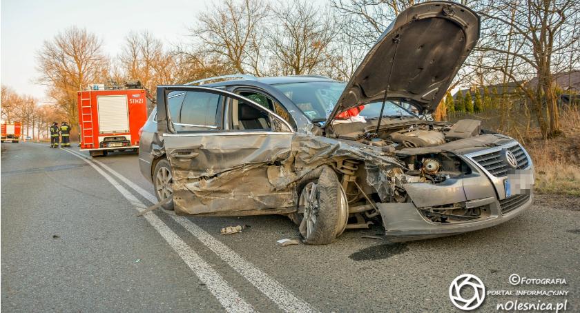 Wypadek koło Świerznej - sprawca miał prawie 3 promile - FOTO - VIDEO