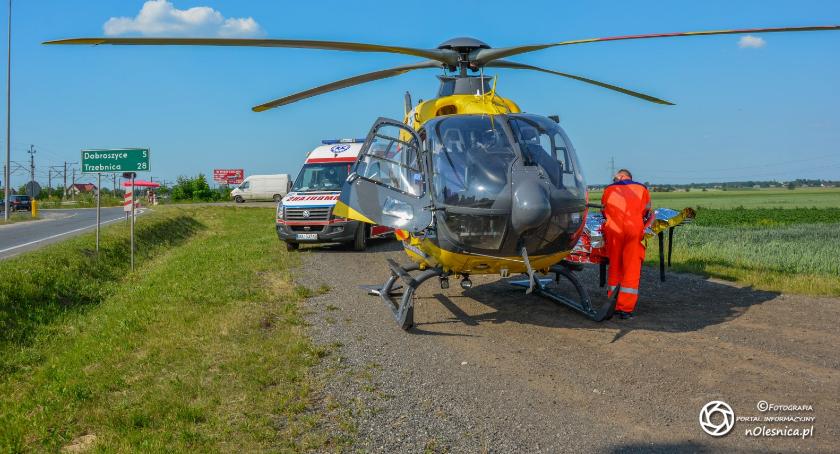 Śmigłowiec LPR lądował obok węzła Dąbrowa - VIDEO