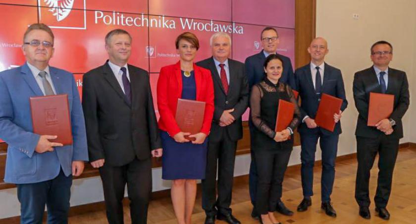 Politechnika Wrocławska patronem I Liceum Ogólnokształcące w Oleśnicy