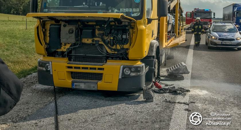 Pożar ciężarówki na trasie S8
