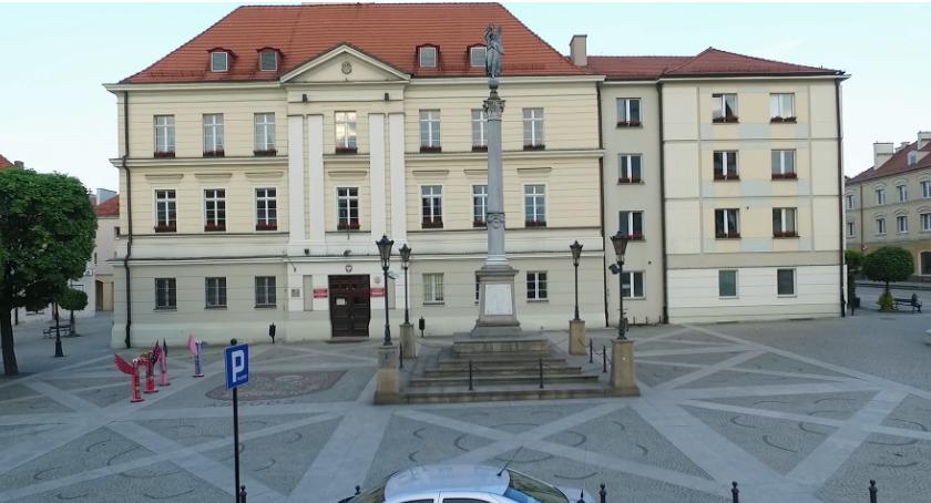 Mieszkanie komunalne taniej o 90% do końca roku