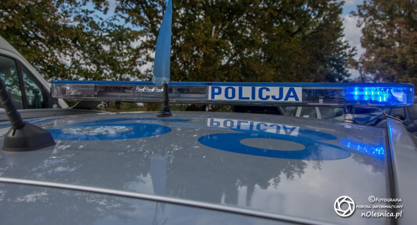 Policjanci naszego powiatu masowo odeszli na zwolnienia - czy powinniśmy się bać? #psiagrypa