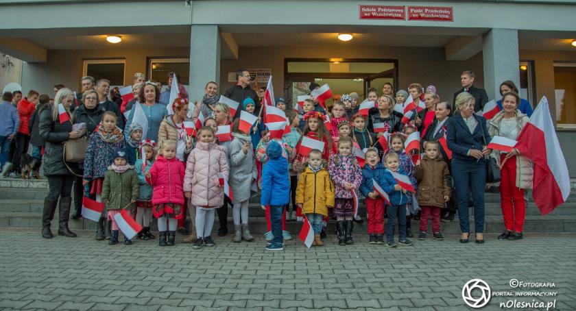 „100 lat Niepodległej” w Szkole Podstawowej we Wszechświętem