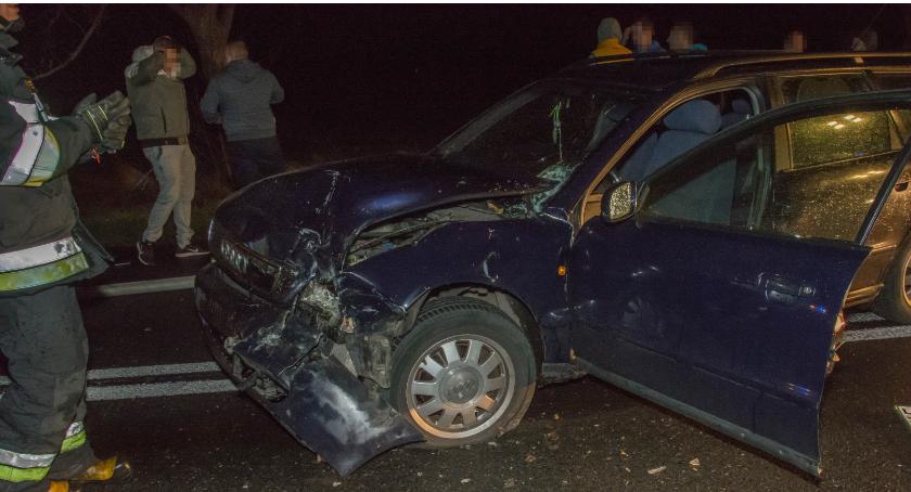 Wypadek trzech aut na Krzywoustego