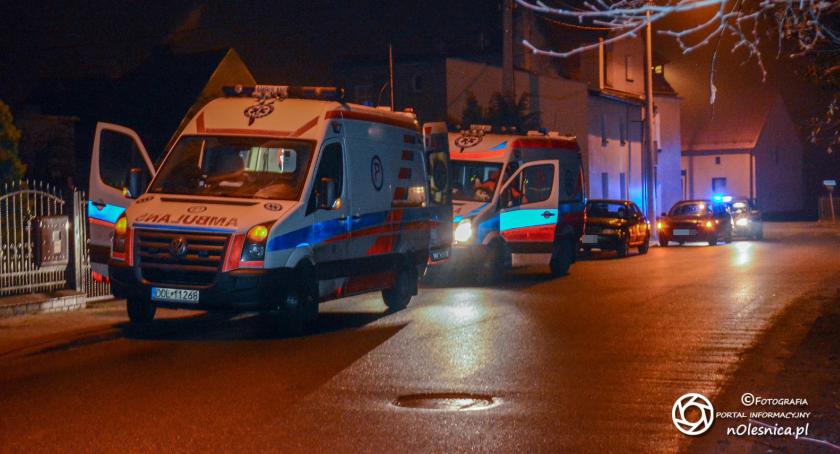 Kolizja dwóch aut z udziałem karetki w Twardogórze