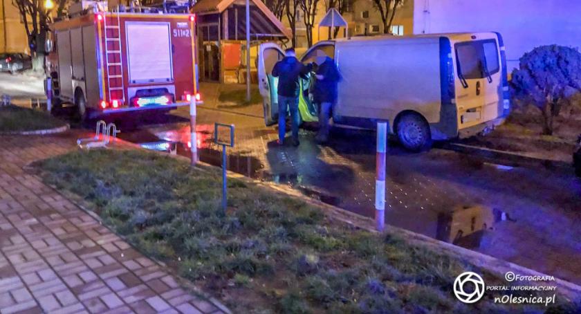 Niegroźny pożar busa na ul. Sejmowej