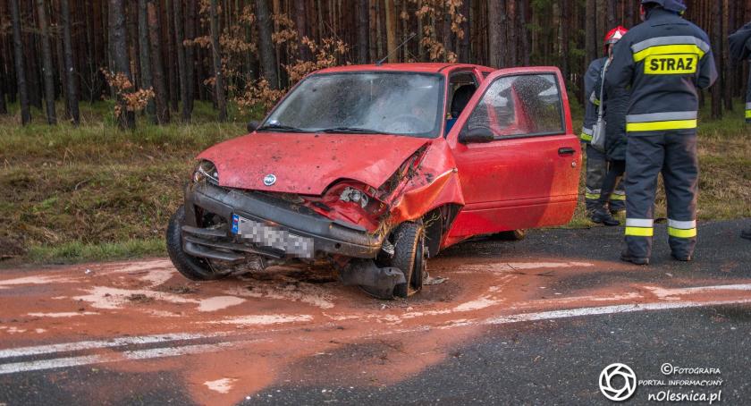 Wypadek Fiata koło Miodar
