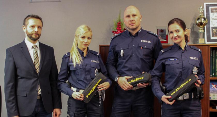 Gmina zakupiła alkosensory dla oleśnickiej policji