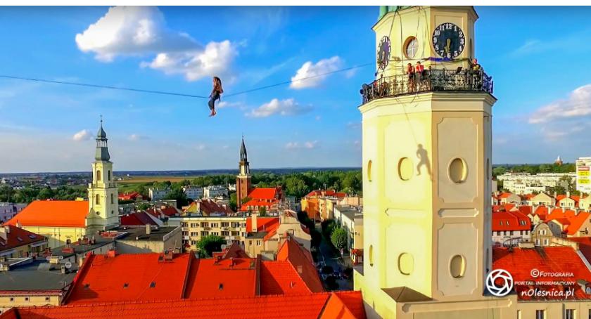 Slackline po nowemu podczas tegorocznej festiwalu OFCA - FOTO