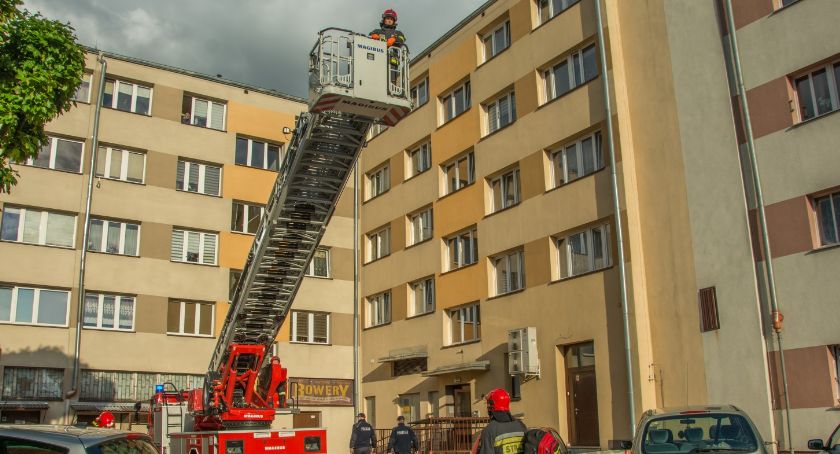 Interwencja strażaków na Lwowskiej - VIDEO