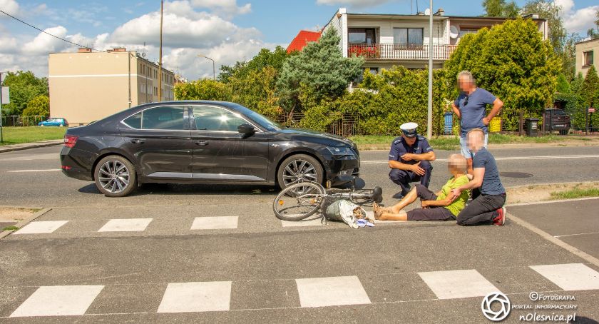 Potrącenie rowerzystki na Krzywoustego