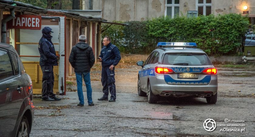 Starszy mężczyzna powiesił się w garażu