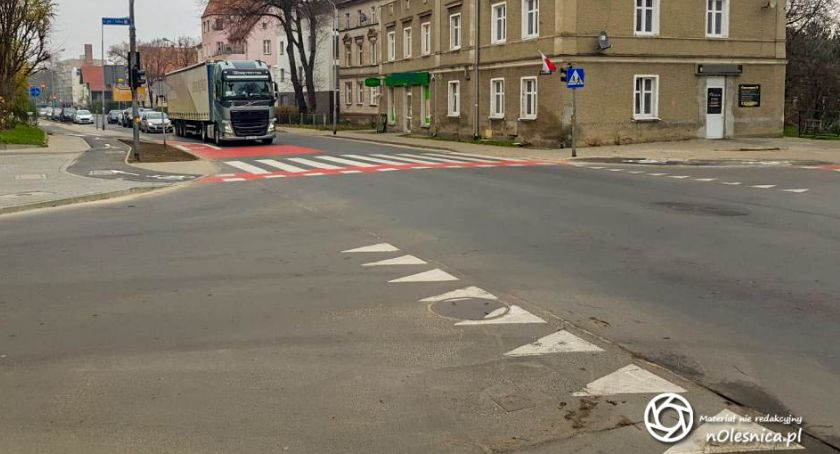 Jesienna lustracja dróg w powiecie oleśnickim - możesz zgłosić swoją opinie Policji