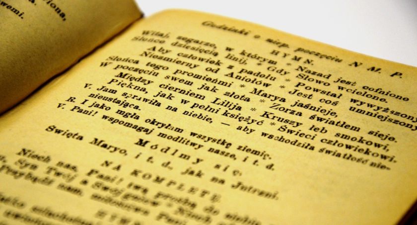 „Niech piękno tych rzeczy pociąga” – wystawa kolekcji Księdza Tadeusza Farysia