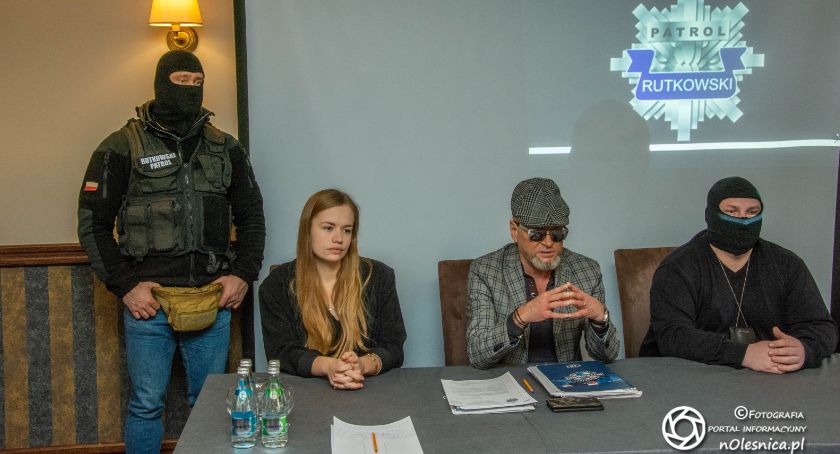 Plaga włamań - Konferencja Krzysztofa Rutkowskiego w hotelu Amber w Cieślach