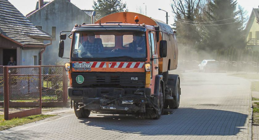 Akcja sprzątania gminy rozpoczęta