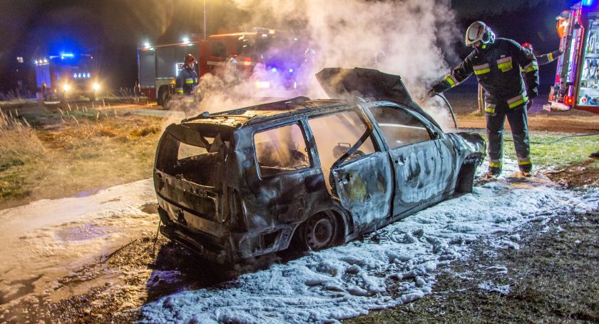 Ktoś podpalił auto w miejscowości Łuczyna